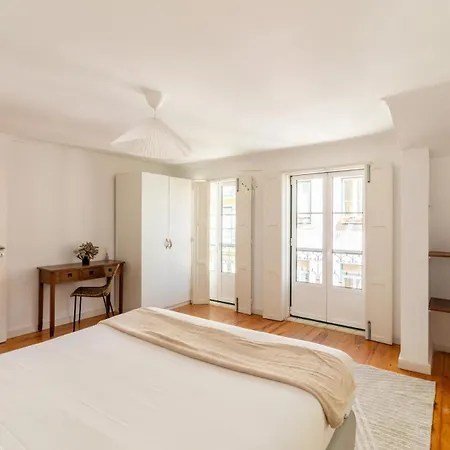 Sunny Principe Real Villa, Patio, 4br For 12 Βίλα Lisboa