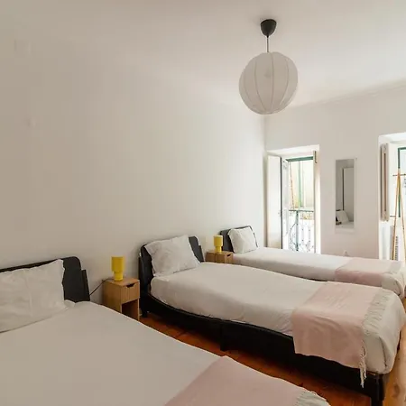 Sunny Principe Real Villa, Patio, 4br For 12 Βίλα Lisboa